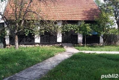 Casă cu 4 camere în Bretea Streiului - 1