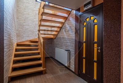 VILA! Investitie - pretabil pensiune SINAIA- zona apreciata turistic! - 24