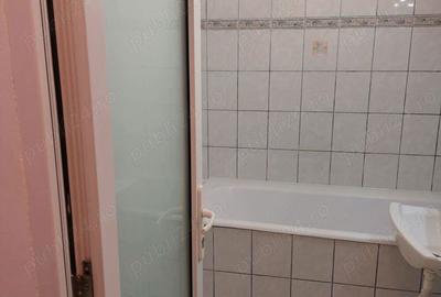 Inchiriez apartament cu 2 camere, zona 9 Mai - 4