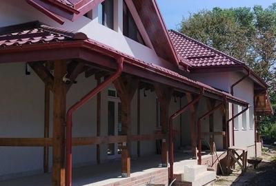 Casă cu 4 camere în Roșu - 2