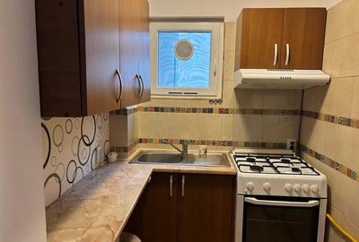 Apartament 2 camere, decomandat, ac, balcon, zona Vitan - 6