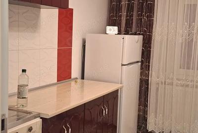 Inchiriez apartament 2 cam.Loc. Roman .Sunt proprietar. - 2