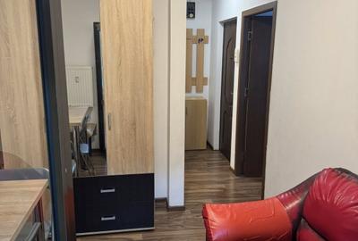 Apartament cu 1 camera, decomandat, etajul 2/4, zona Targu Cucu - 3