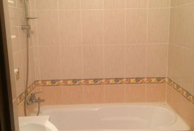 Apartament cu 2 camere decomandat în Gruia - 2