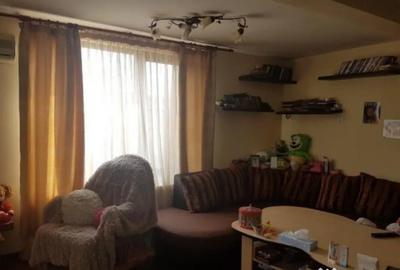 Casă cu 7 camere cu Teren 1600 Mp în Jilava - 1