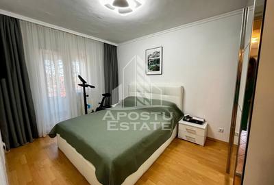 Apartament cu 3 camere decomandat în Lipovei - 3