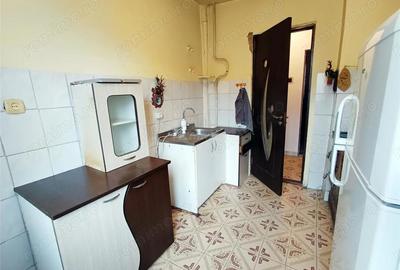 Apartament cu 3 camere semidecomandat în Central - 13