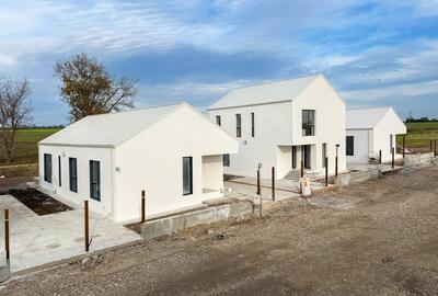 Vila P+1 in Valu lui Traian, pe partea dreapta - Avostar Villas - 5