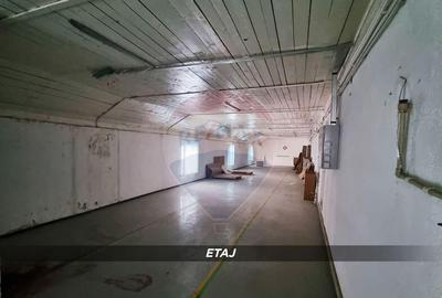 Spațiu comercial, de 647 mp, în Central - 3
