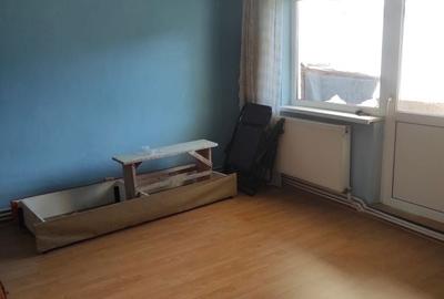 Apartament cu 4 camere decomandat în Central - 1