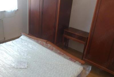 Apartament cu 3 camere semidecomandat în Central - 4