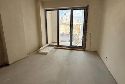 Apartament cu 3 camere decomandat în Obor - 10