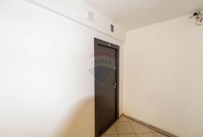 Garsoniera renovata de vanzare strada Mizil zona Trapezului Salajan - 10