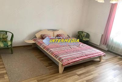 Inchiriere Apartament LA VILA 2 camere spatios CENTRU pretabil Birou Cabinete - 1