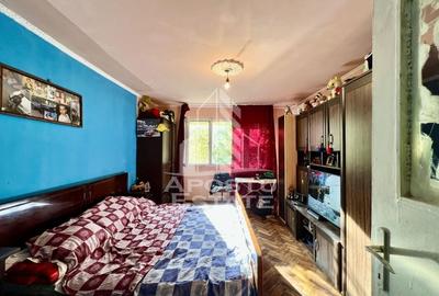 Apartament o camera, etaj 2, bloc anvelopat, Complexul Studentesc - 7