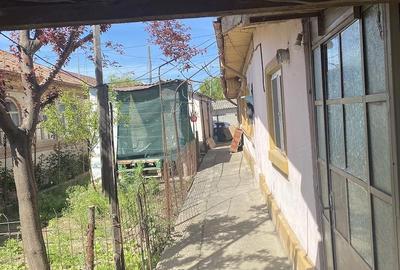 Casă cu 7 camere cu Teren 488 Mp în Exterior Vest - 6
