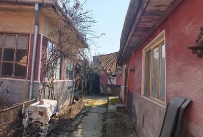 Casă cu 4 camere cu Teren 300 Mp în Gheorghe Doja
