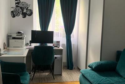 Spațiu comercial, în Central