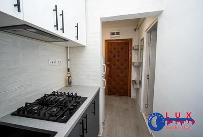 Apartament cu 3 camere semidecomandat în Big - 14
