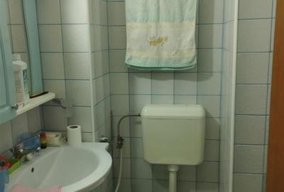 Apartament cu 3 camere decomandat în Berești - 5