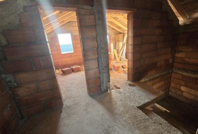 Duplex cu 4 camere cu Teren 280 Mp în Moșnița Nouă - 8