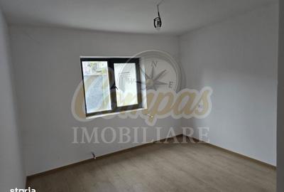 Apartament cu 3 camere în Piatra - 3
