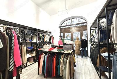 Afacere la Cheie, articole originale, intrare stradala, zona Centrala - 1