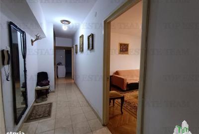 Apartament cu 3 camere decomandat în 1 Mai - 5