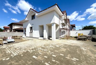 Duplex cu 4 camere cu Canalizare în Dumbrăvița - 1