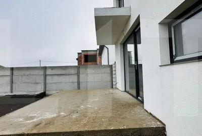 Casa moderna cu piscina, aproape de Arad - 1