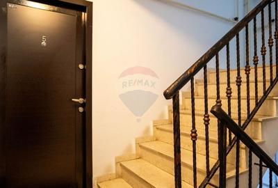 Vanzare apartament 3 camere, complet mobilat, zona Damaroaia - 23