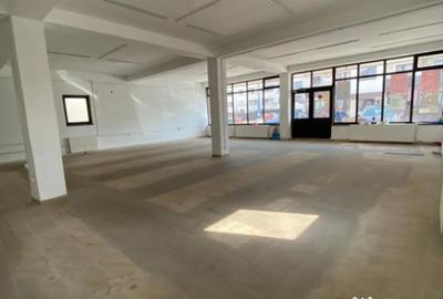 Spațiu comercial, de 180 mp, în Pielești - 2
