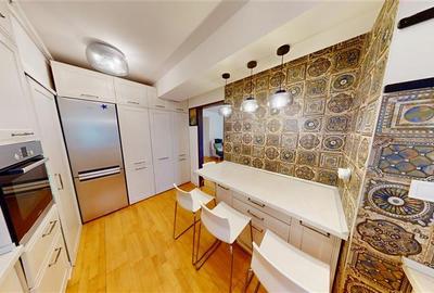 Apartament cu 4 camere decomandat, mobilat în Central - 27