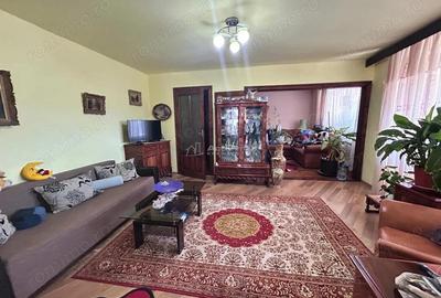 Apartament cu 4 camere semidecomandat în Central - 19