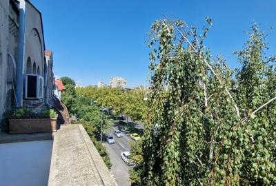 Apartament cu 3 camere semidecomandat în Romană - 13