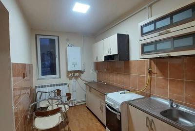 Apartament cu 2 camere decomandat în Central - 2
