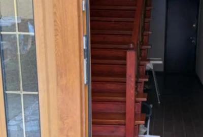 Casă cu 8 camere cu Teren 502 Mp în Castelul Peleș - 4