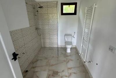 Casa noua 108 mp cu teren 1.890 mp, zona lini?tita - 4