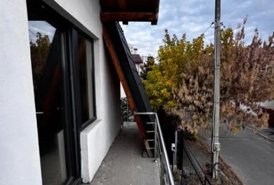 Casă cu 7 camere cu Teren 301 Mp în George Enescu - 2