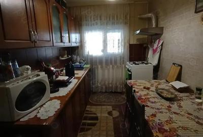 Casă cu 6 camere în Valu lui Traian - 2