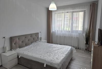 Apartament cu 2 camere decomandat, mobilat în Tractorul - 6