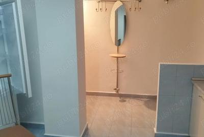 Apartament cu 2 camere decomandat în Carpați 2 - 4