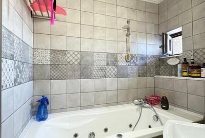 Apartament decomandat 3 camere - zona Gara - vedere spre mare - 14