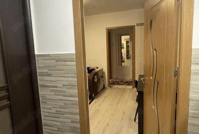 Vand apartament cu doua camere, zona Vest, vis-a-vis de Fraher. - 2