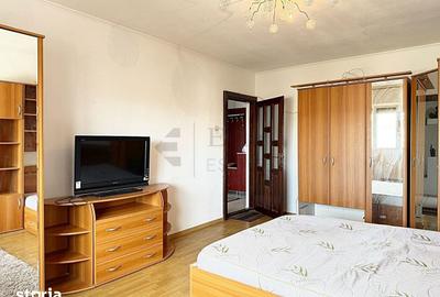 Apartament cu 3 camere decomandat în Nufărul - 8
