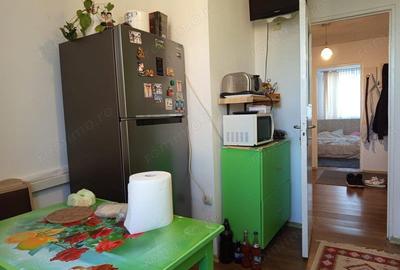 Apartament cu 4 camere decomandat în Progresul - 11