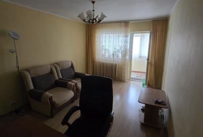 Apartament 3 camere - DECOMANDAT - mobilat/utilat 2 balcoane - Pantelimon - 2