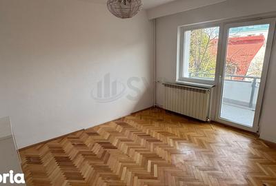 Apartament cu 3 camere decomandat în Tei - 4