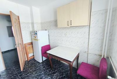 Apartament cu 2 camere semidecomandat, mobilat în Crângași - 9