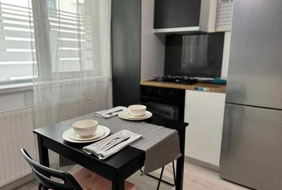 Garsonieră decomandată în Aviației